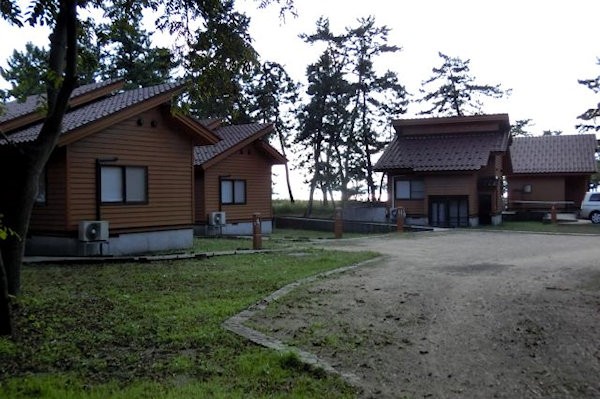 hatigasaki-cabin-1c