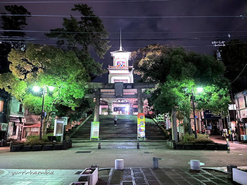尾山神社ライトアップ 23年1月8日 プチ初詣 金沢 能登おすすめ観光スポット